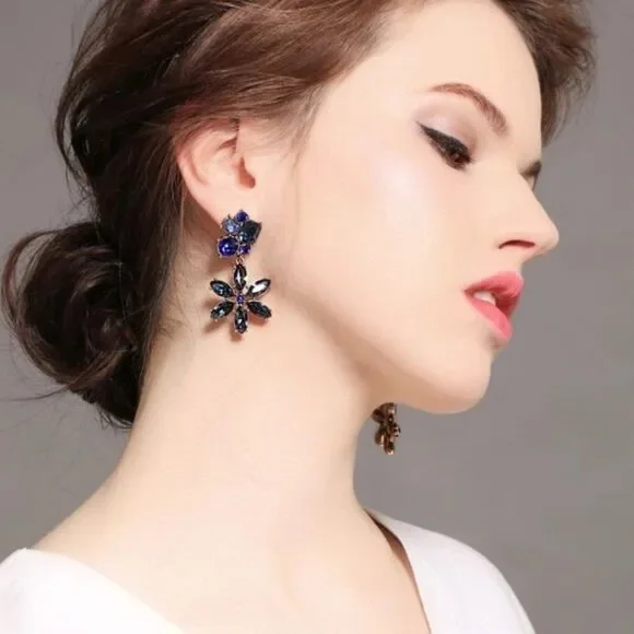 Blue Flower Crystal Vintage Gold Dangle Statement Earrings - Picture 2 of 4
